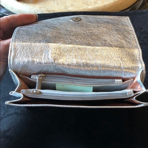 Deux Lux Rhinestone Clutch - Picture 4 of 8